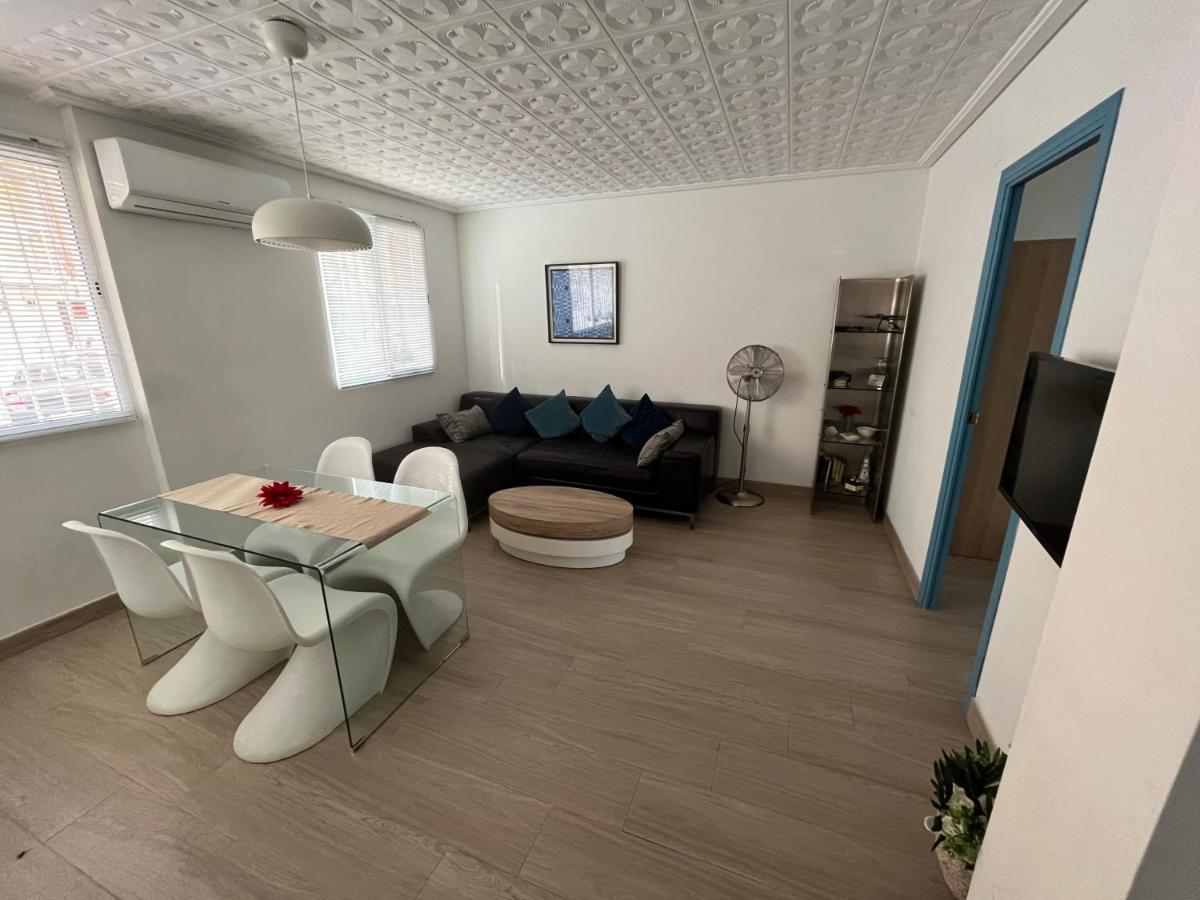Modernized 3-Bedroom Flat 500M To The Beach Валенсия Экстерьер фото