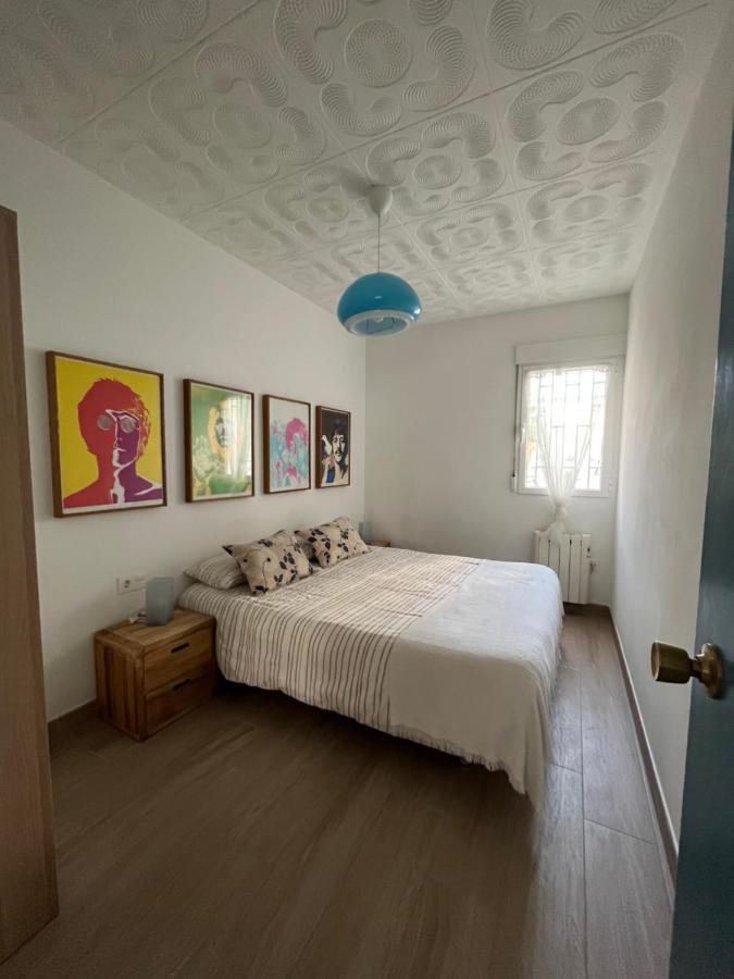 Modernized 3-Bedroom Flat 500M To The Beach Валенсия Экстерьер фото