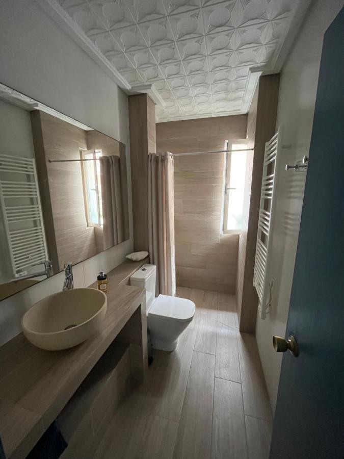 Modernized 3-Bedroom Flat 500M To The Beach Валенсия Экстерьер фото